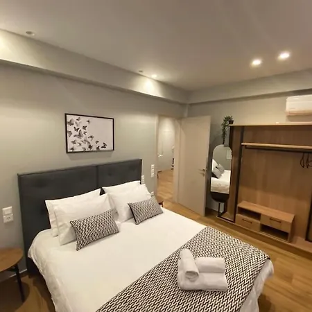 - άνεση στην καρδιά της πόλης ! *